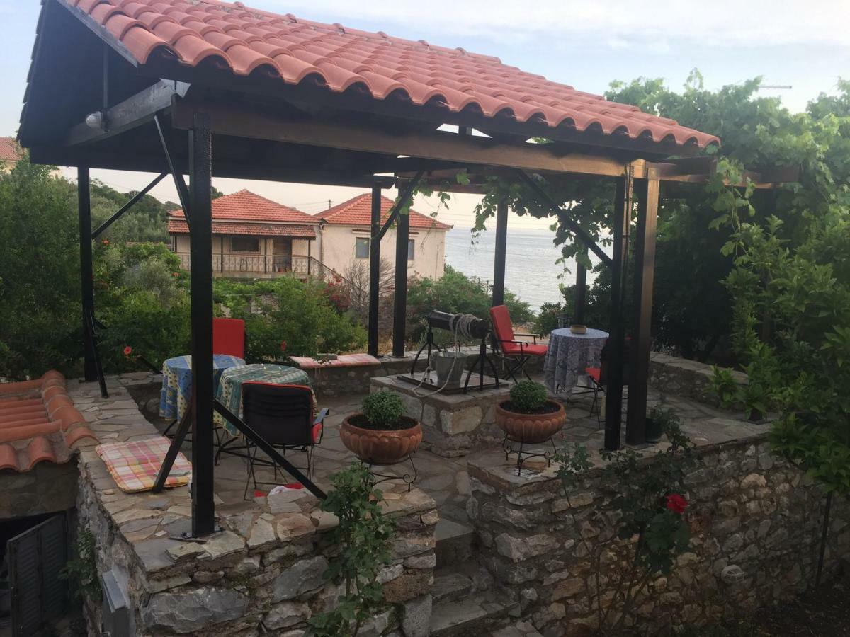 Lagadi 1860 Pension Trakhila Buitenkant foto
